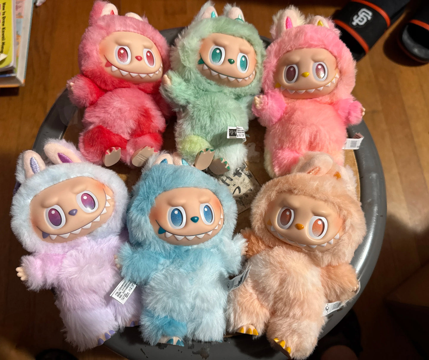 THE MONSTERS "Big Into Energy Series" - Vinyl Plush Pendant Blind Box Labubu V3