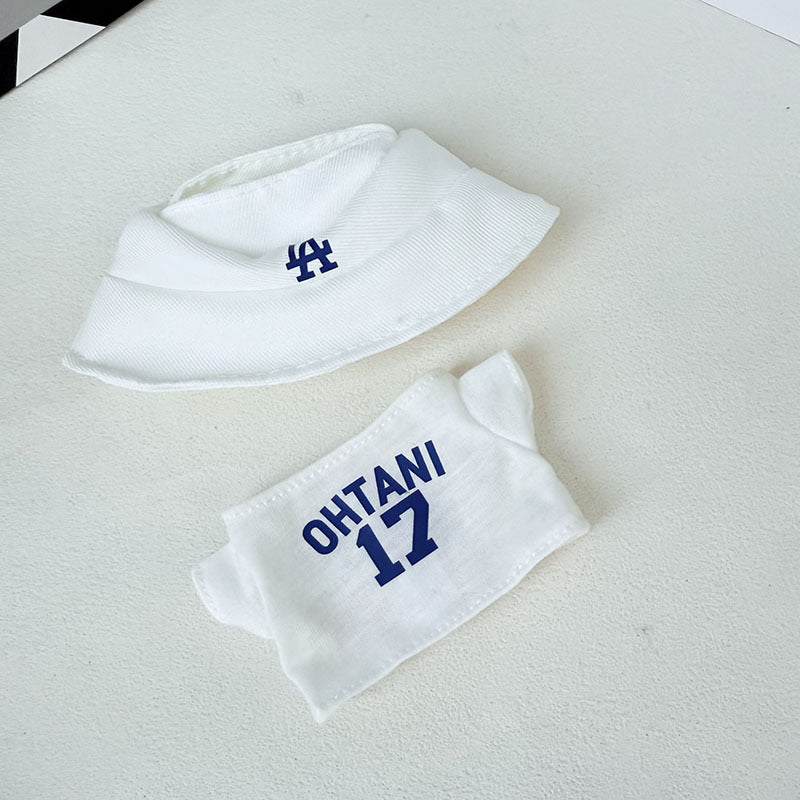 17cm Labubu V1/V2/V3 Baseball Suit Set – High-Energy Series Sportswear Outfit (Clothes Only)