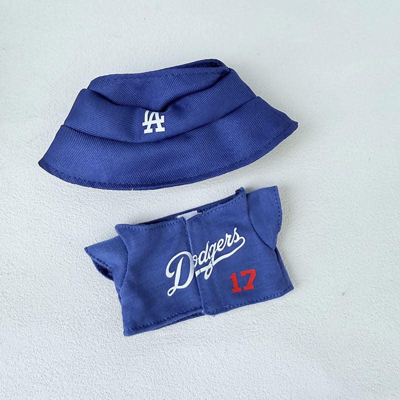 17cm Labubu V1/V2/V3 Baseball Suit Set – High-Energy Series Sportswear Outfit (Clothes Only)